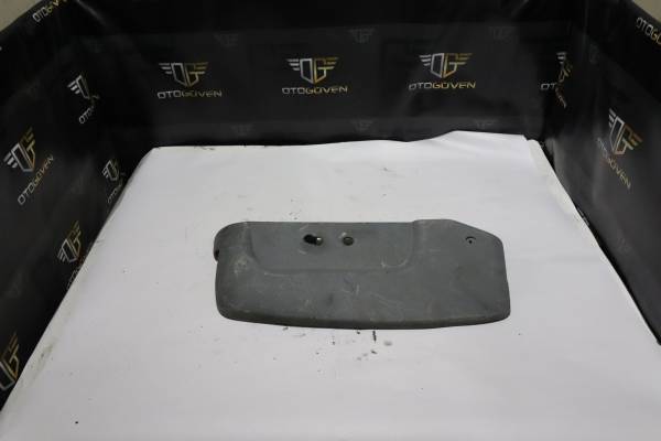 FORD CUSTOM 300 L 155 PS ÇIKMA PARÇA TRANSİT V184 KOLTUK PLASTİĞİ